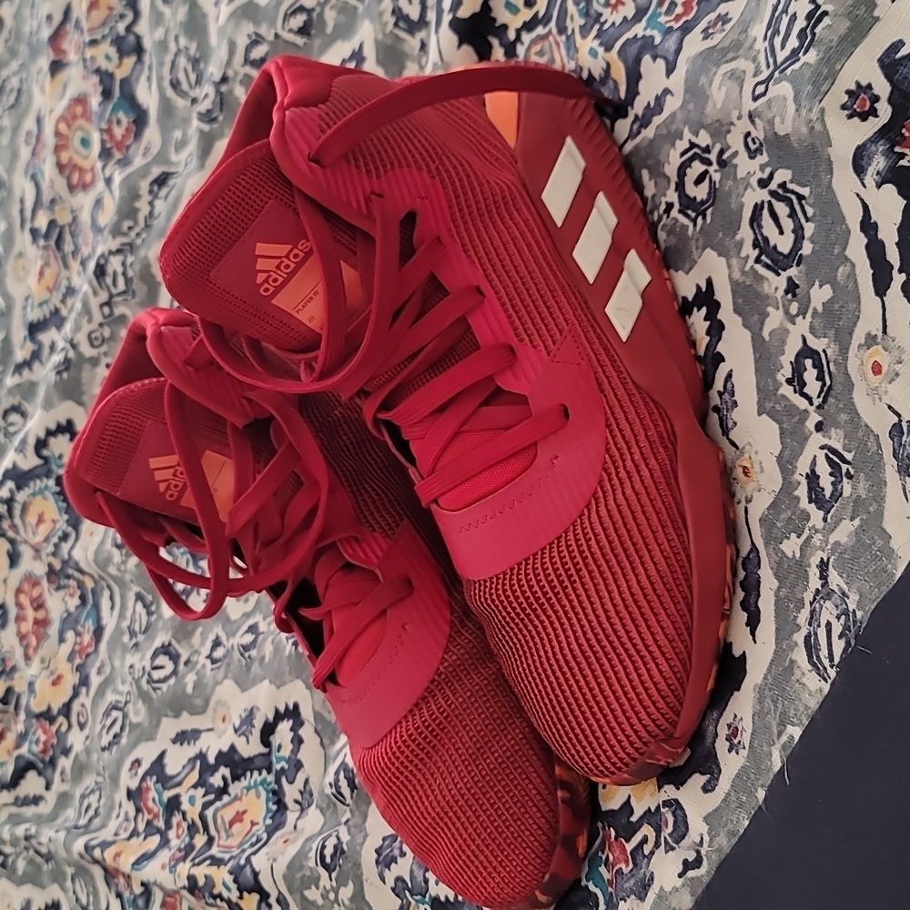 Adidas Pro Bounce size 12.5